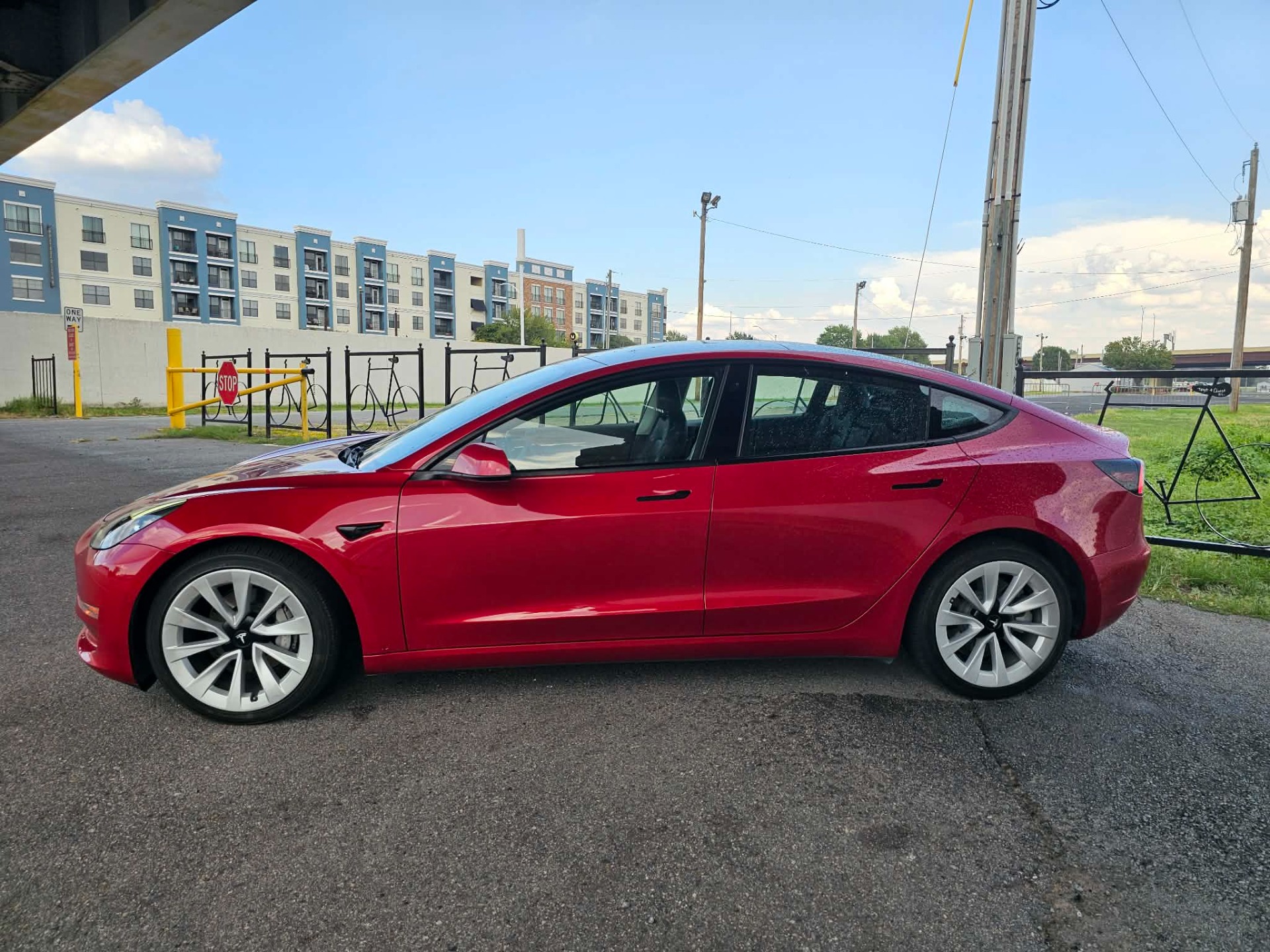 tesla model 3 2022 5YJ3E1EA9NF297557 image tesla model 3 2022 5YJ3E1EA9NF297557 image